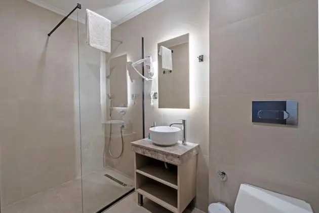 https://images.odamax.com/img/1920x1080/odamax/image/upload/Rudblu_Suites_202609281642376_DSCF9828_HDR.jpg