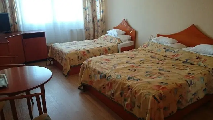 Standard Üç Kişilik Oda, Birden Çok Yatak, Sigara İçilmez