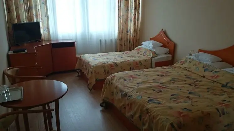 Standard Üç Kişilik Oda, Birden Çok Yatak, Sigara İçilmez
