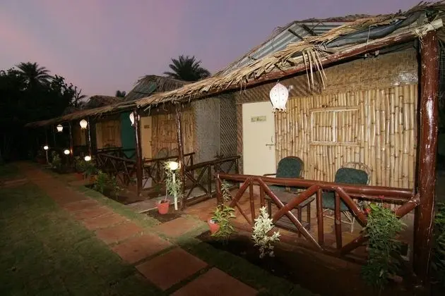 Kır Evi, Deniz Manzaralı, Denize Sıfır