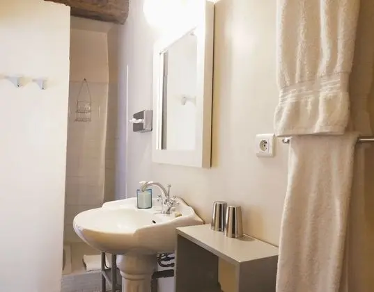 Tek Büyük Yataklı Oda (Bleu)