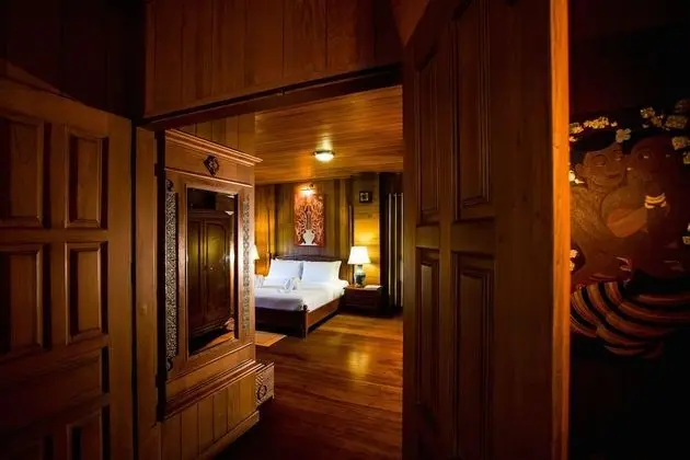 Ruen Come Suite