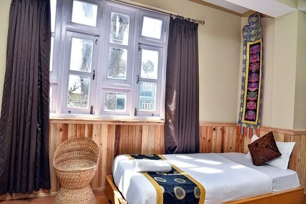 Deluxe Üç Kişilik Oda