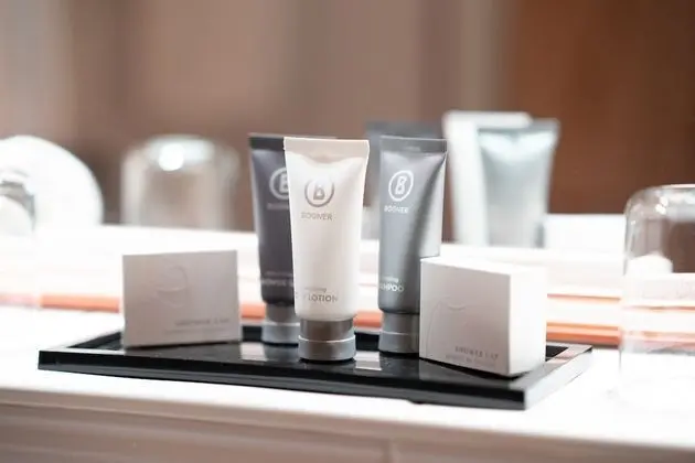 Comfort Tek Büyük Yataklı Oda, Balkon, Göl Kenarı