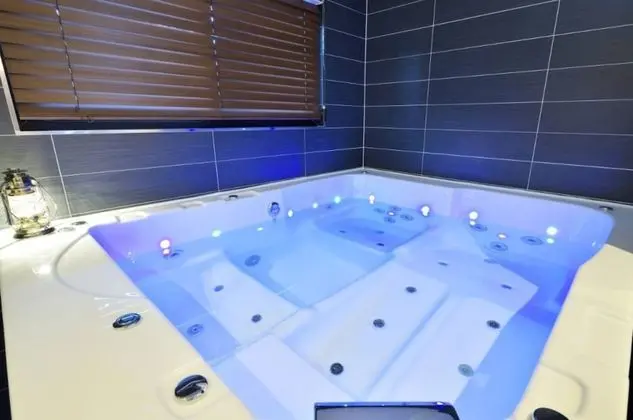 Villa (Spa)
