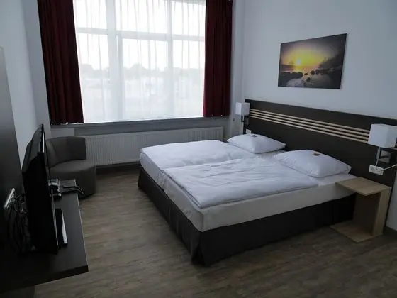 Standard Tek Büyük Yataklı Oda