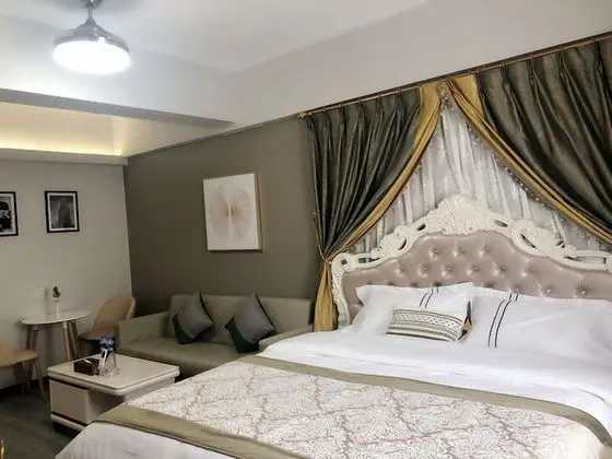 Deluxe Tek Büyük Yataklı Oda