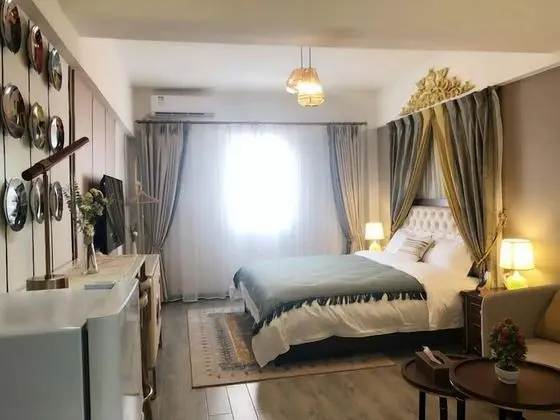 Standard Tek Büyük Yataklı Oda