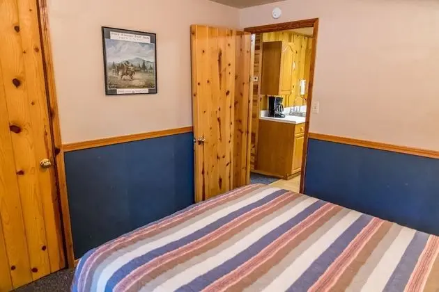 Romantic Kulübe, 2 Büyük (Queen) Boy Yatak, Sigara İçilmez