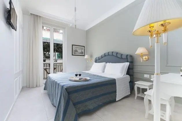 Superior Tek Büyük veya İki Ayrı Yataklı Oda