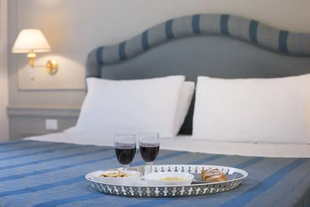 Superior Tek Büyük veya İki Ayrı Yataklı Oda