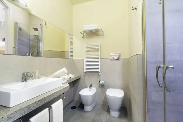 Superior Tek Büyük veya İki Ayrı Yataklı Oda