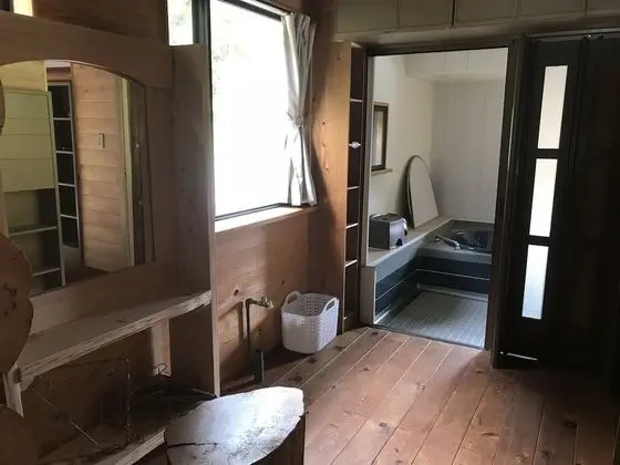 Oda (Log House Style)