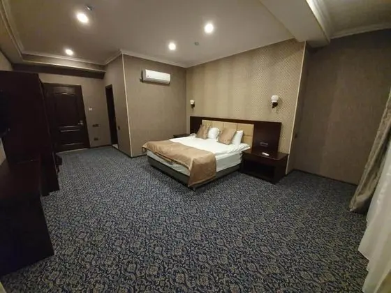 Standard Tek Büyük Yataklı Oda