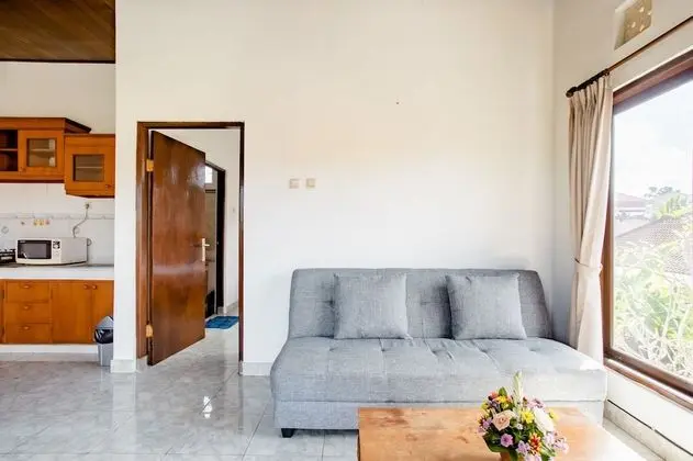 Süit, 1 Yatak Odası, Sigara İçilmez, Havuz Manzaralı