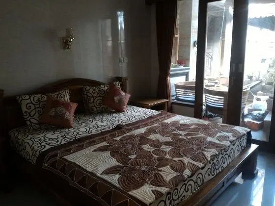 Standard Oda, Şehir Manzaralı