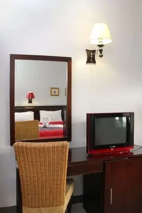 Deluxe Tek Büyük veya İki Ayrı Yataklı Oda