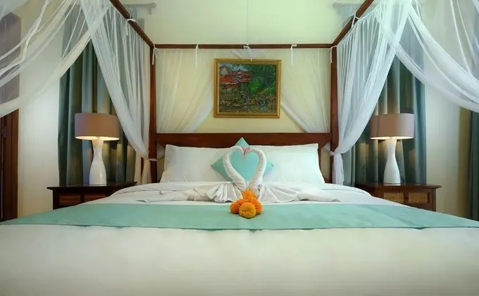 Superior Tek Büyük Yataklı Oda, 1 Büyük (Queen) Boy Yatak, Bahçe Manzaralı (Jasmine Room)