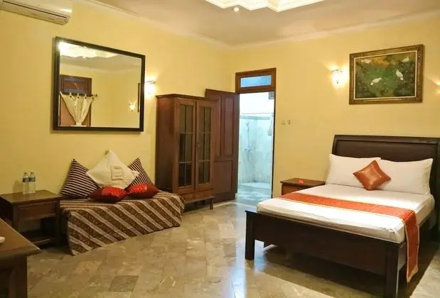Deluxe Tek Büyük Yataklı Oda