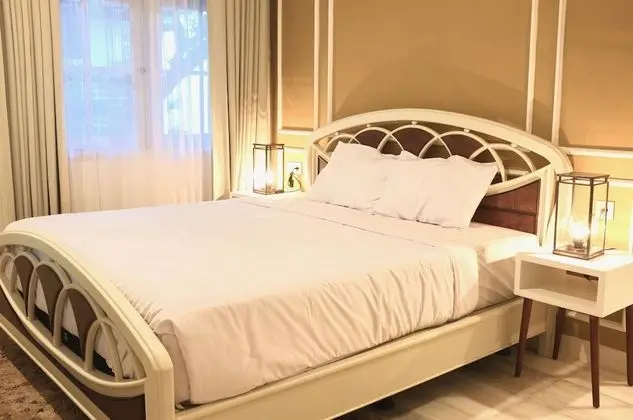 Premier Tek Büyük Yataklı Oda, Bahçe Manzaralı