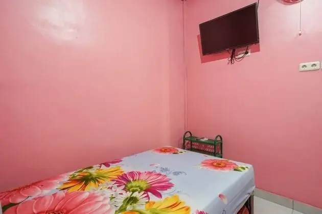 Basic İki Ayrı Yataklı Oda, Ortak Banyo
