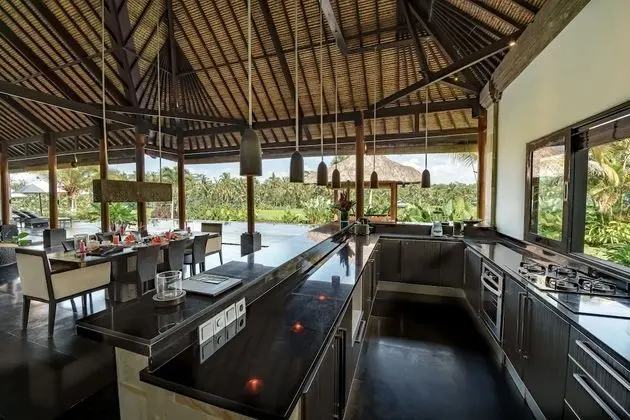 Exclusive Villa, 2 Yatak Odası, Kişiye Özel Havuzlu, Havuz Manzaralı