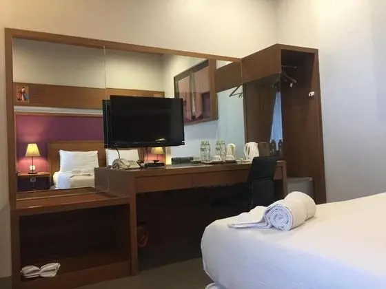 Deluxe Oda, Sigara İçilmez