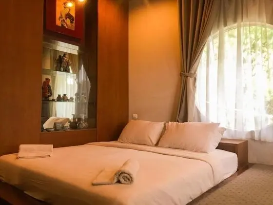 Deluxe Oda, Sigara İçilmez