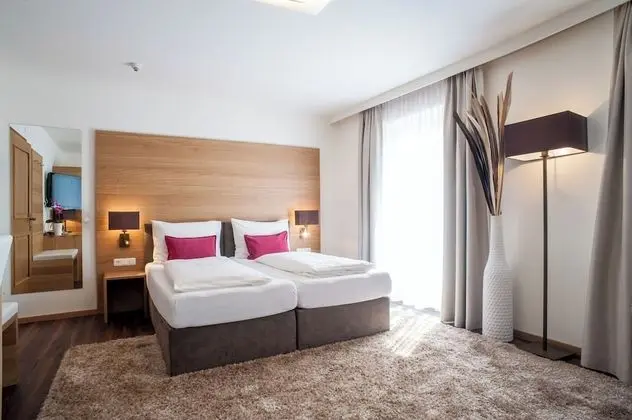 Deluxe Tek Büyük Yataklı Oda, 1 Çift Kişilik Yatak, Sigara İçilmez, Dağ Yamacı