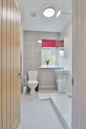 Bungalov, Ortak Banyo
