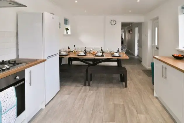 Bungalov, Ortak Banyo