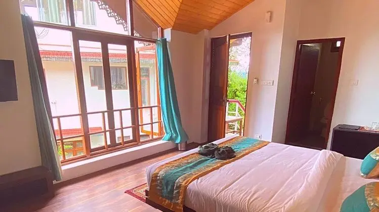 Executive Oda, 1 Çift Kişilik Yatak, Özel Banyo, Bahçe Manzaralı