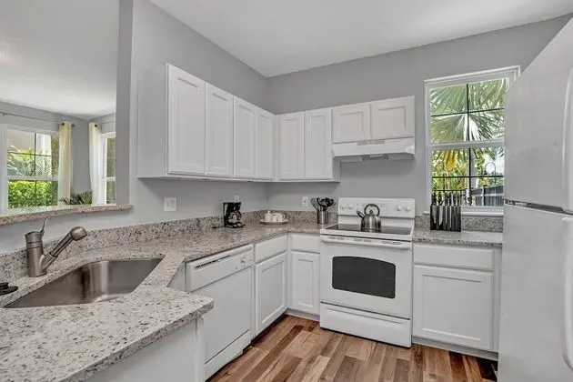 2 Bedroom Vacation Condo (2011)