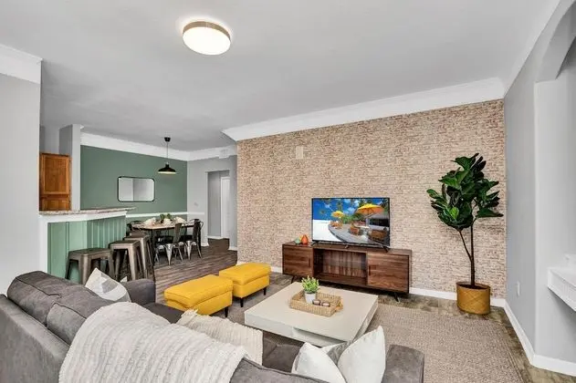 2 Bedroom Vacation Condo (2016)