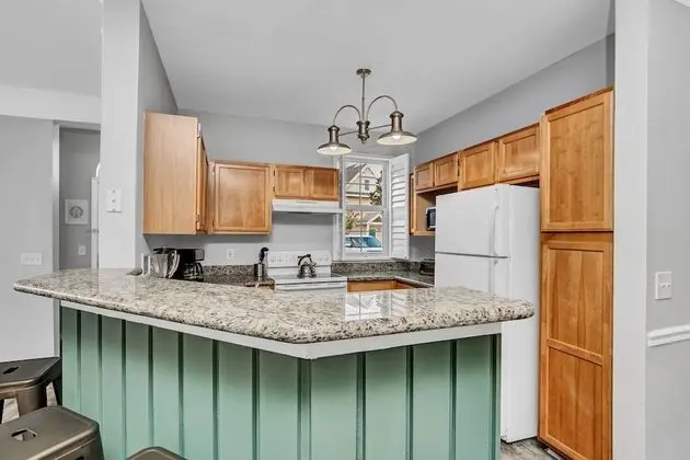2 Bedroom Vacation Condo (2016)