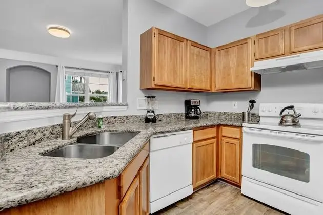 2 Bedroom Vacation Condo (2016)
