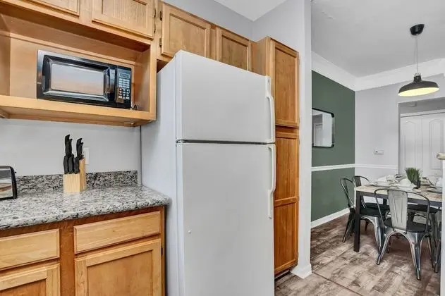 2 Bedroom Vacation Condo (2016)