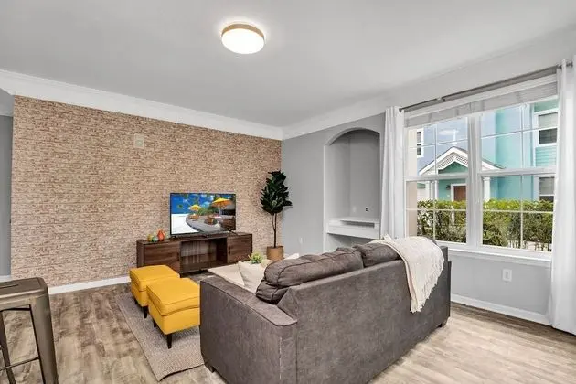 2 Bedroom Vacation Condo (2016)