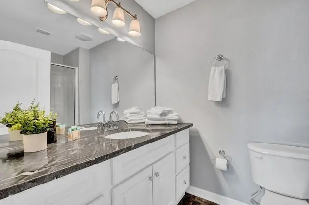 2 Bedroom Vacation Condo (2016)