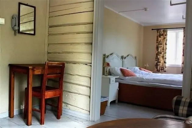 Traditional Tek Büyük veya İki Ayrı Yataklı Oda