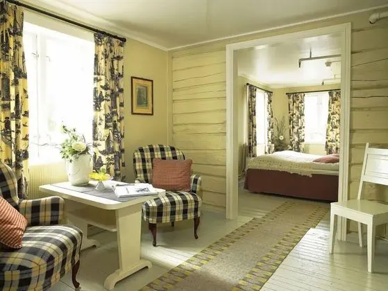 Traditional Tek Büyük veya İki Ayrı Yataklı Oda