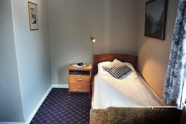 Traditional Tek Kişilik Oda