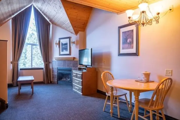 Çatı Katı (Loft), 1 En Büyük (King) Boy Yatak