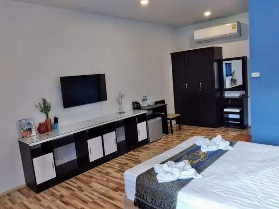 Tek Büyük Yataklı Oda, Bahçe Manzaralı