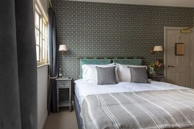 Deluxe Tek Büyük Yataklı Oda, Banyolu/Duşlu