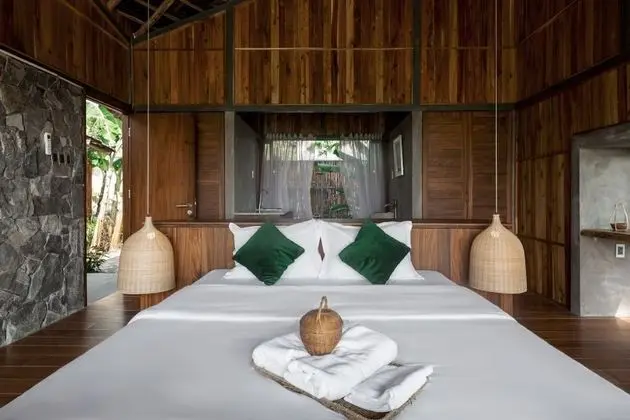 Luxury Oda (Paddy view)