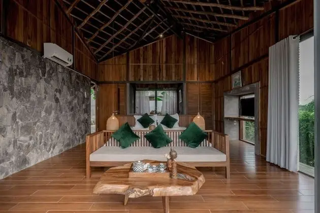 Luxury Oda (Paddy view)