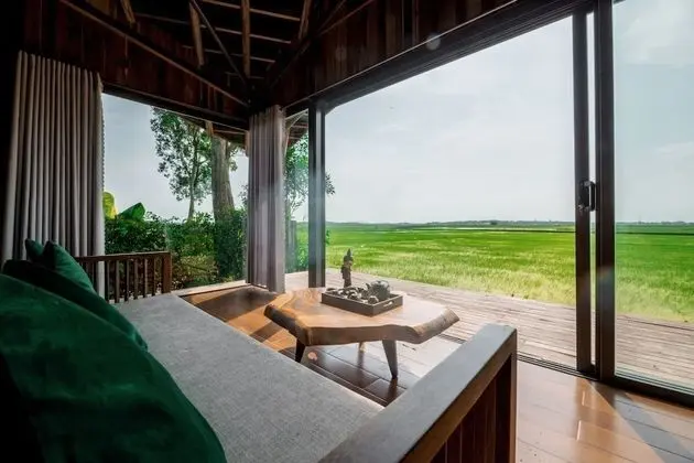 Luxury Oda (Paddy view)