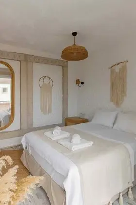 Çift Kişilik Oda - Balkonlu, Havuz Manzaralı, Balkonlu