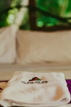 Exclusive Tek Büyük Yataklı Oda